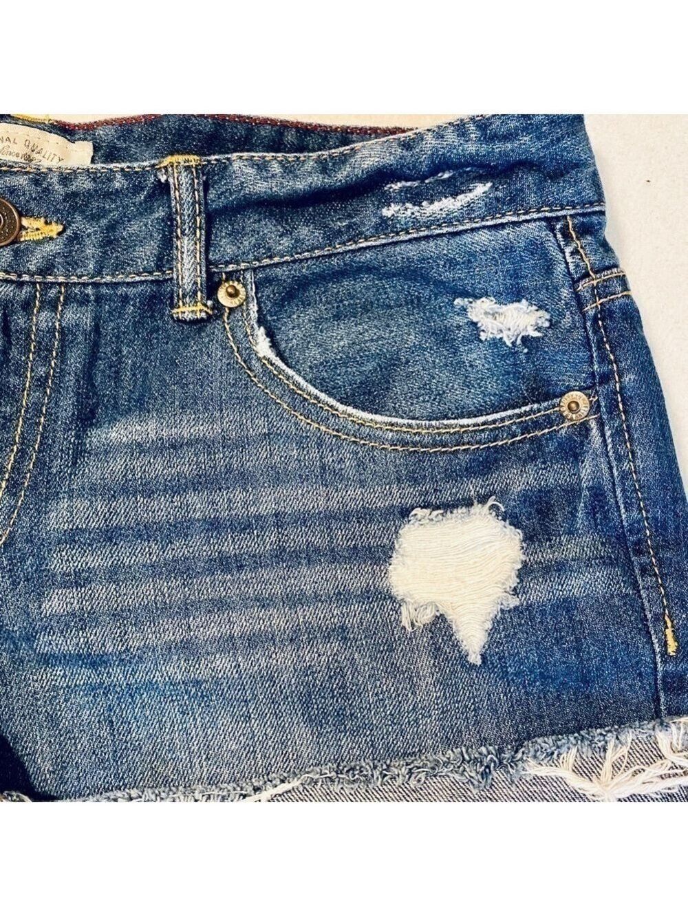 Aeropostale Low Rise Denim Distressed Cut Off Jean Shorts - Picture 6 of 16